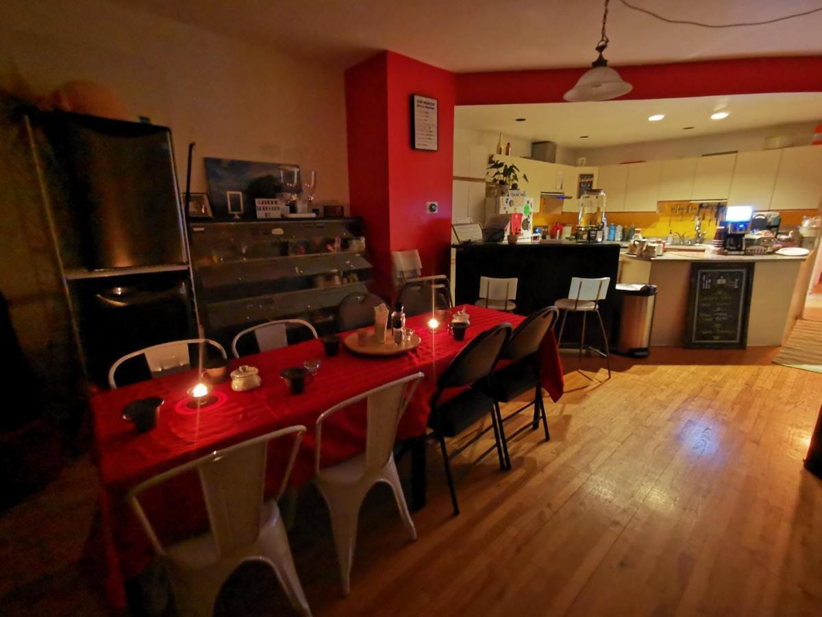 Hostel Pied-A-Terre Mont-Royal Montreal Zewnętrze zdjęcie
